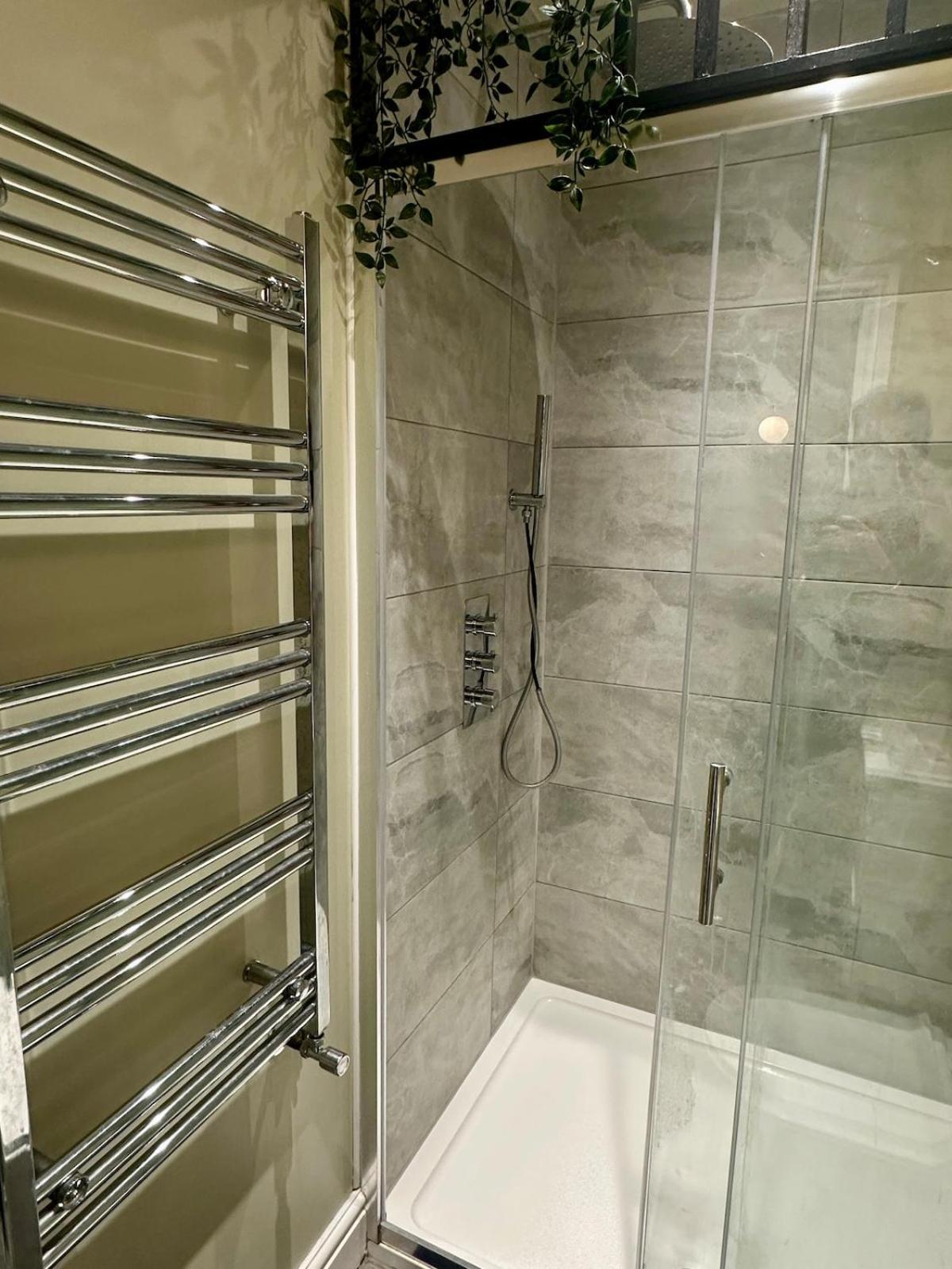 Stylish 1 Bed Flat In Fulham